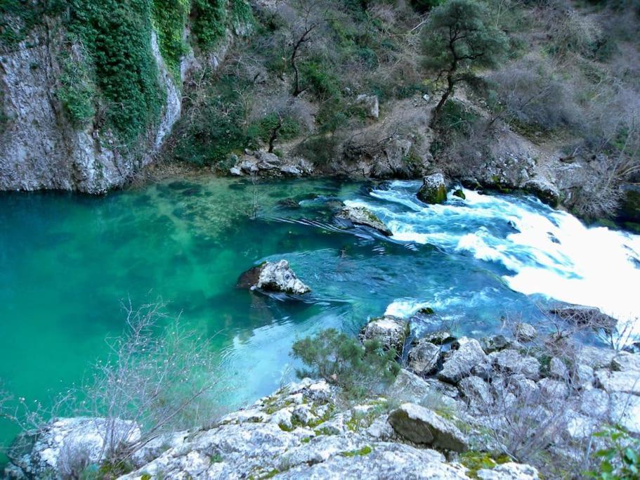Gite Cosy Au Coeur Du Luberon Lagnes Екстер'єр фото